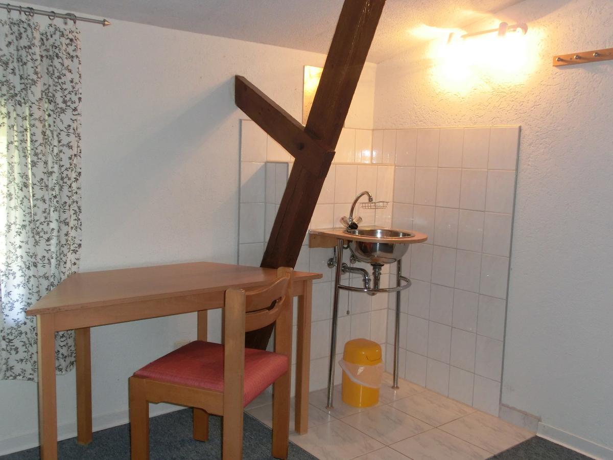 Domaene Neu Gaarz Hostel Quarto foto